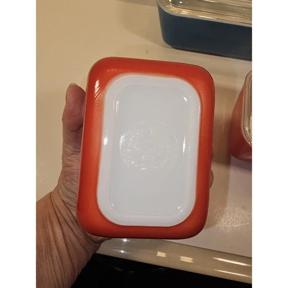 Vintage PYREX Refrigerator Dishes 3 Piece Set W 2 Lids 501, 502 Primary Colors - Picture 7 of 16